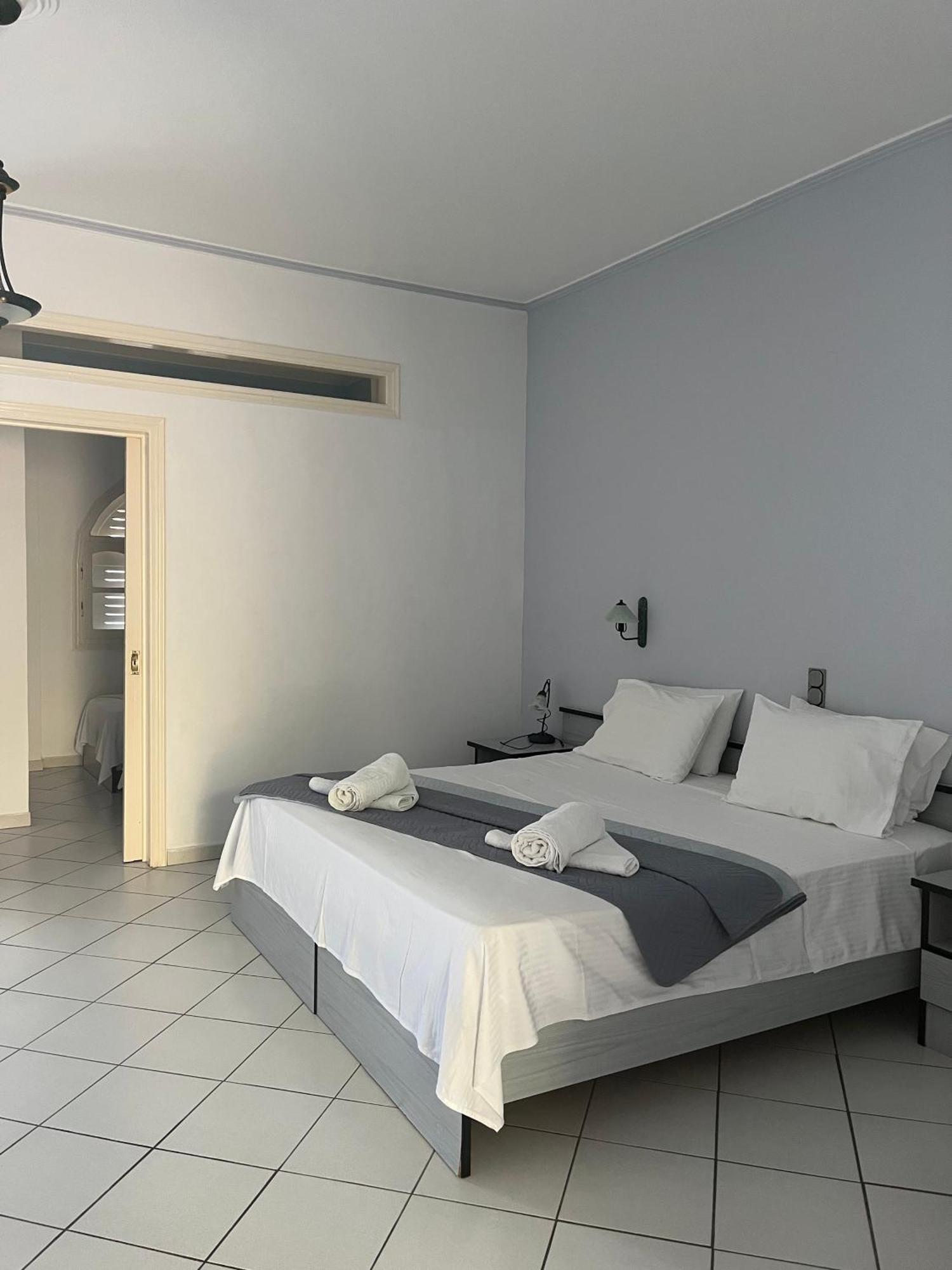 Dolphin Apartments 1 Parga Ngoại thất bức ảnh