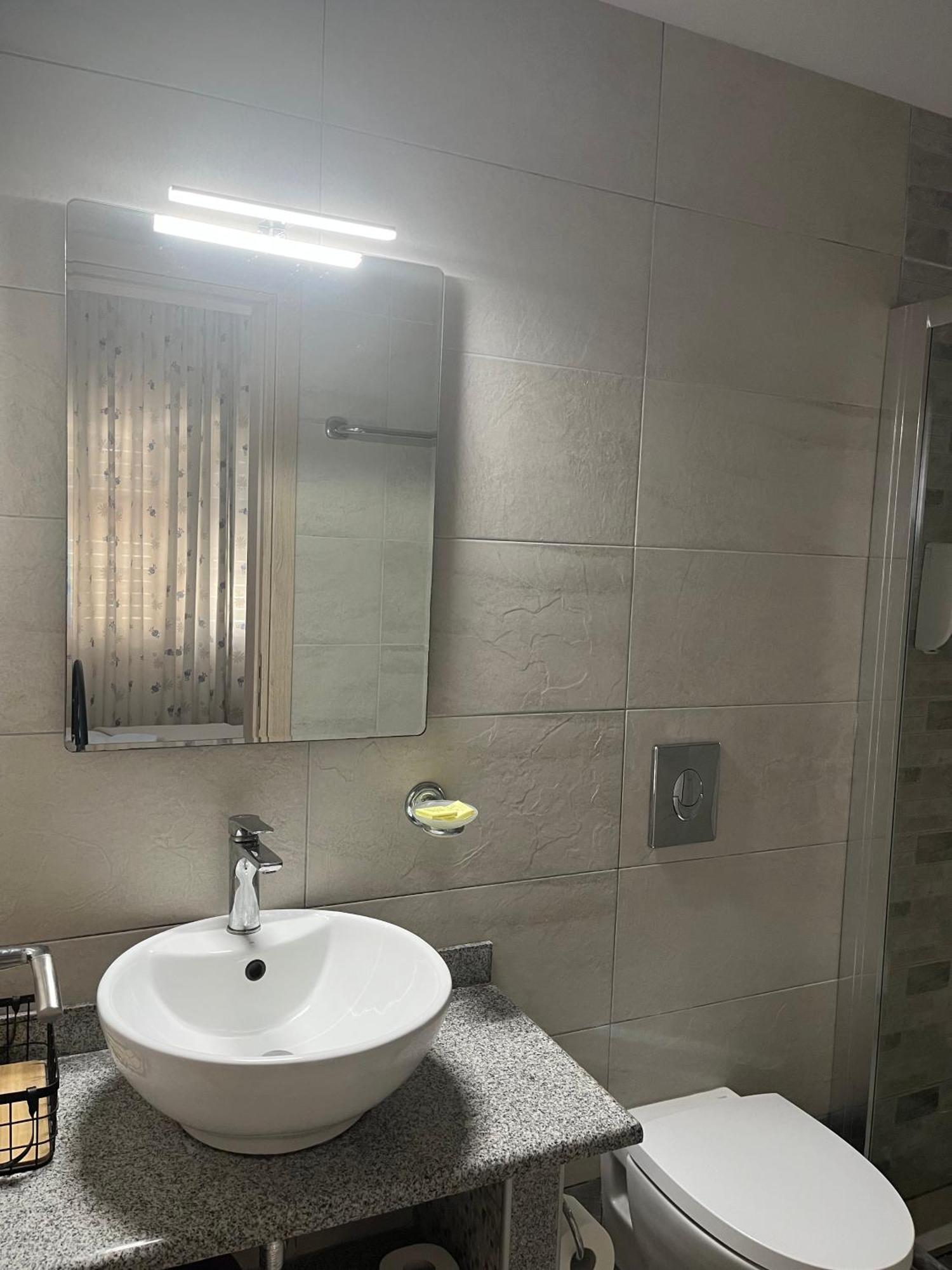 Dolphin Apartments 1 Parga Ngoại thất bức ảnh